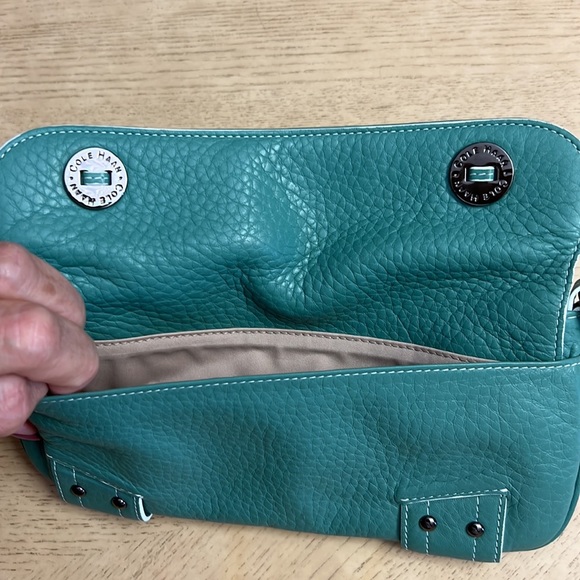 Cole HAAN Teal Leather Village wristlet. NWT - Picture 2 of 6